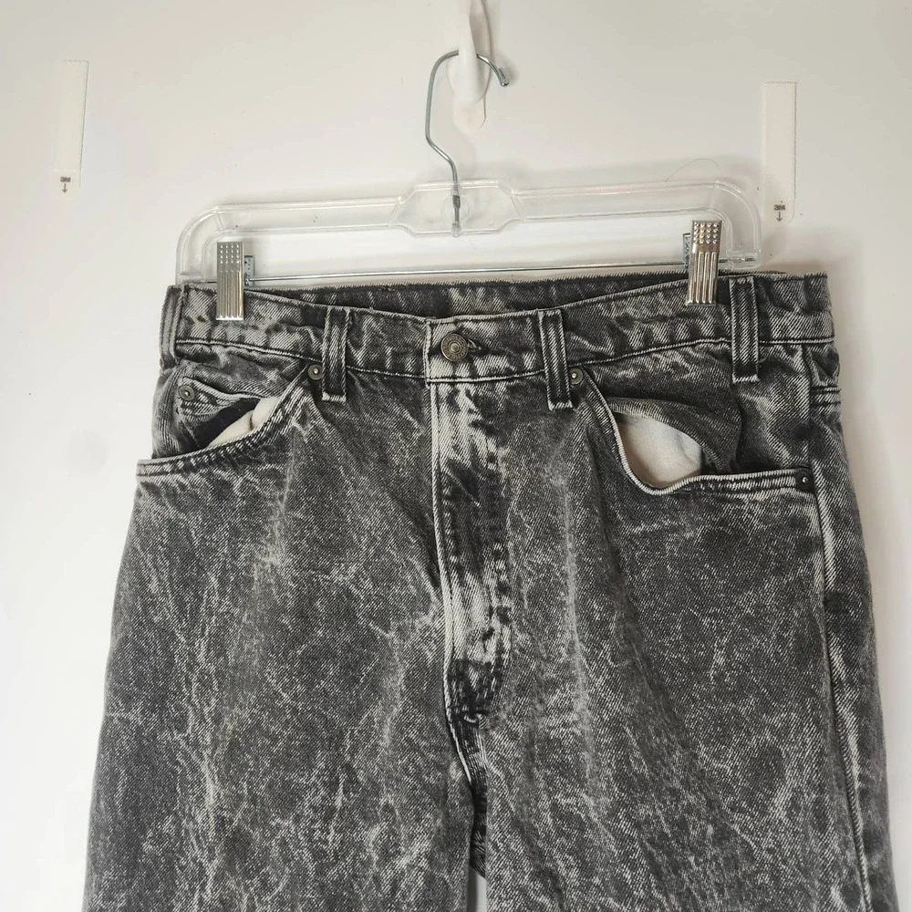 Vintage Levis 550 Black Acid Wash Jeans Mens 33x34 Made in USA Relaxed Tapered